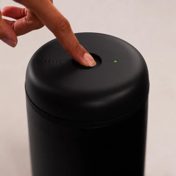 Fellow Atmos Vaakumkaas elektrilisele hoiustamisele 0,7L - Must