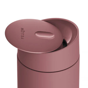 Taaskasutatav roosa reisikruus liugkaane ja modernse disainiga, osa Fellow, Take away, EspressoGear, kõik kohvi kohta.